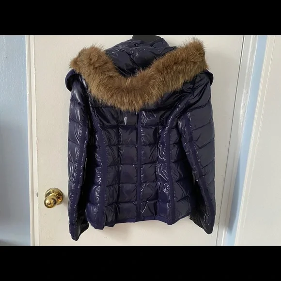 Moncler Navy Blue Puffer Jacket with Fur Trim - Picture 4 of 13
